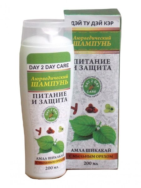 Шампунь Day2Day Premium «Амла и Шикакай» с мыльным орехом